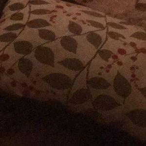 Meet your Posher, Aida